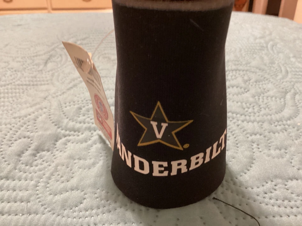 VANDERBILT COMMODORES  NCAA CAN HOLDER,COOLER, KOLDER, NEW/ FREE POSTAGE!! - Image 2 of 4