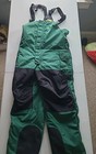 Cabela’s Mens size L Bib Ski Snow Pants Green Goretex Overalls Hunting Fishing