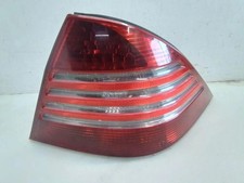 Feu arrière Mercedes 450