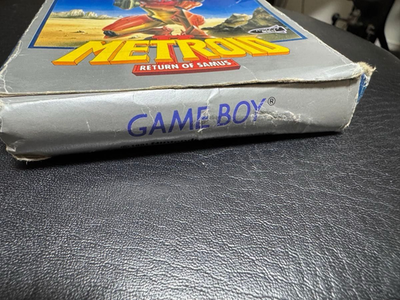 Metroid II Return of Samus Nintendo Game Boy GB Japan Action