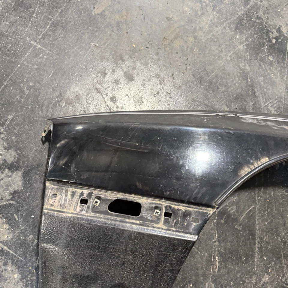 Guardabarros delantero izquierdo Mazda RX7 86-91 FC PICKUP LOCAL: COLORADO Foto 4 de 4