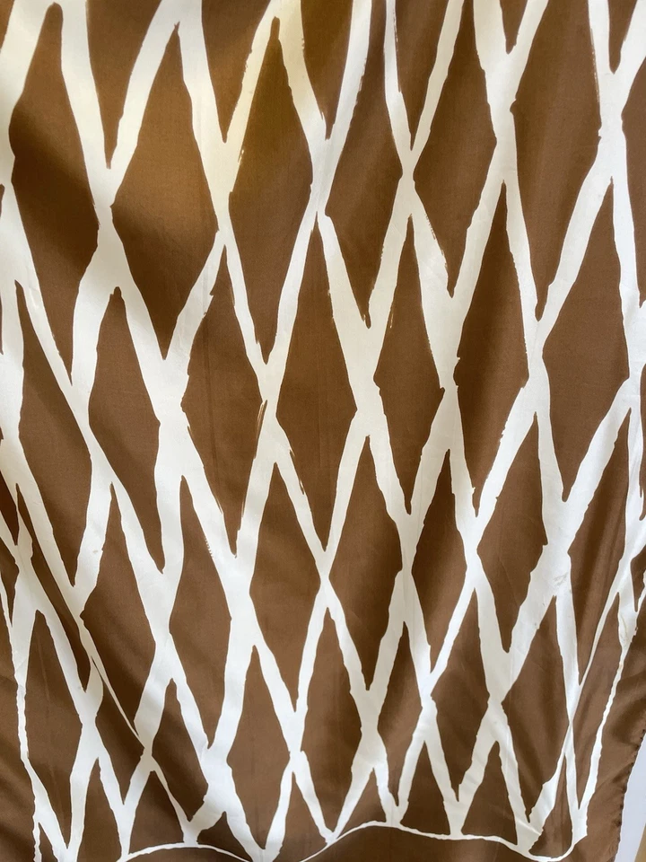AS3# Givenchy Paris Brown & White Geometric Diamond Print Silk Scarf Vintage - Image 4 of 4