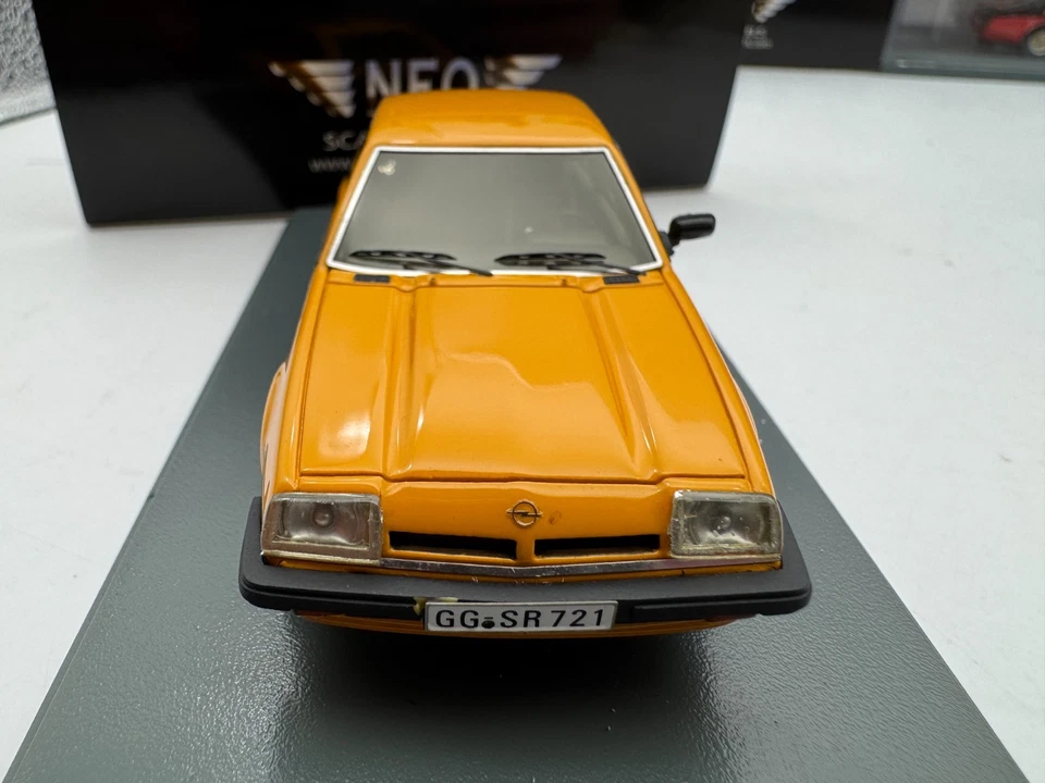 Opel Neo 1/43 Manta CC SR 1976 naranja #395 Foto 3 de 4