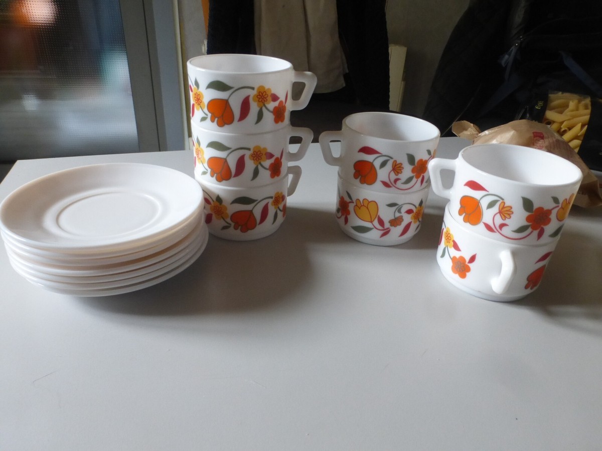 lot de 4 grandes tasses arcopal France motif fleurs orange vintage dejeuner 70s