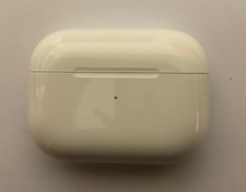 APPLE AIRPODS PRO 2ND GEN MAGSAFE WIRELESS CHARGING CASE A2700 GENUINE
