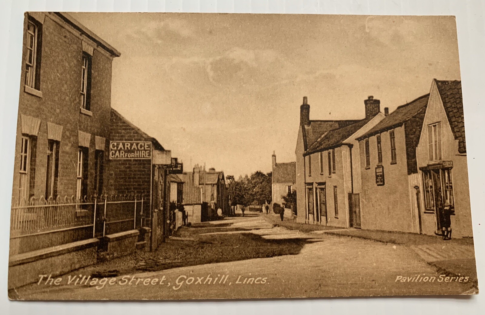 1900s 1910s GOXHILL, LINCOLNSHIRE, ENGLAND, VILLAGE STREET GARAGE VIEW
