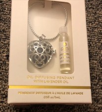 Essential Oil Necklace Diffuser Heart Locket Aromatherapy Necklace New In Box.