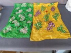 Vintage Hanae Mori - Menge 2 - grün Blumen 50" x 13" - gelb Blumen 50" x 14"