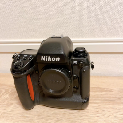 Nikon F5 SLR 35mm Film Camera Body From JAPAN [Near Mint,Tested