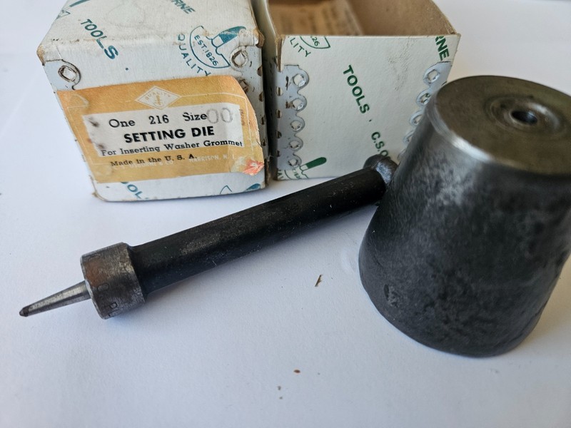 C.S. Osborne Grommet Setting Die For Stainless Steel Grommets #216-00 (Size 00)