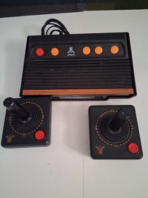 Atari Flashback 5 Classic Game Console , Controllers Bo Cords B5