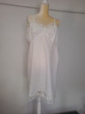VINTAGE SLIP DRESS LINGERIE SILKY TAFFETA  LACE TRIM 42 SHORT
