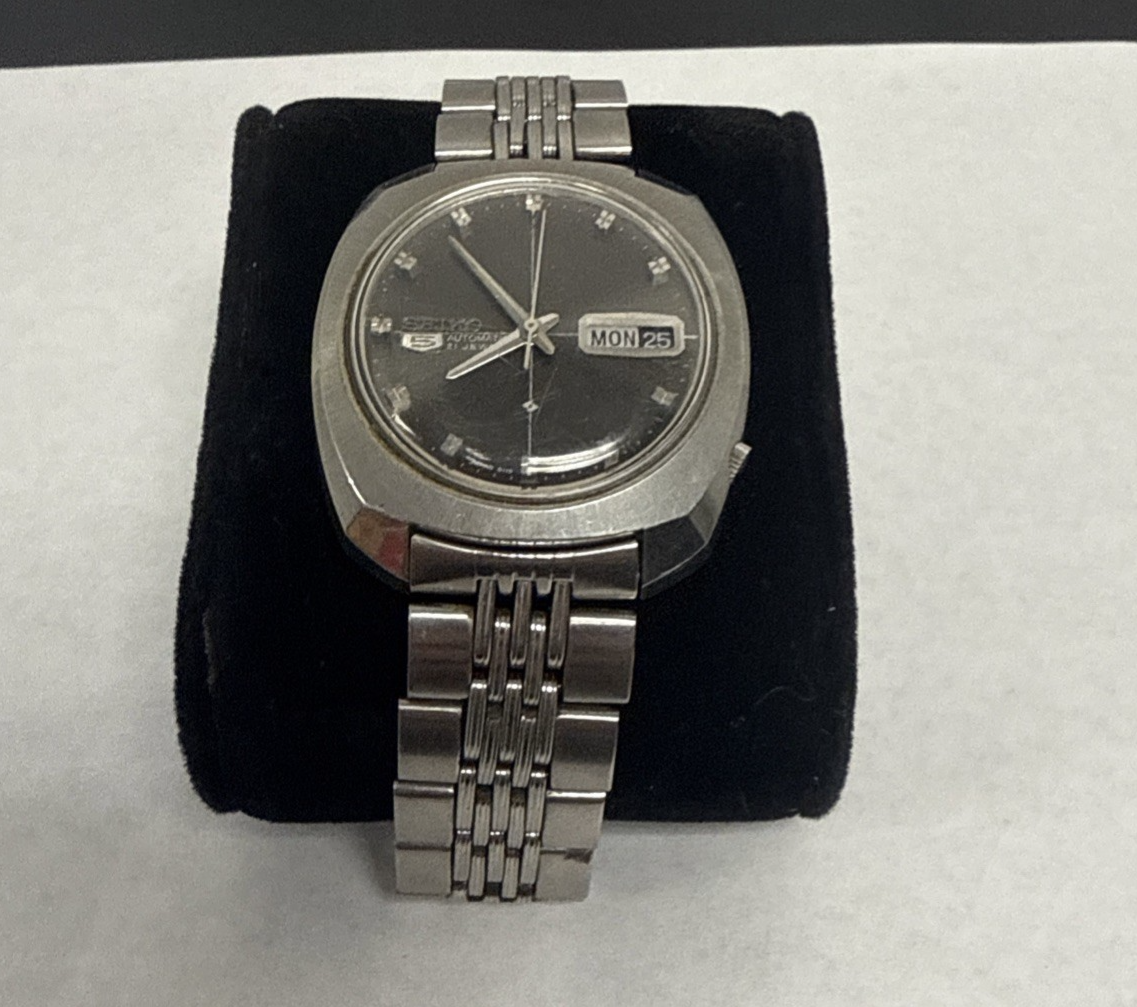Vintage Seiko 5 Automatic Men's Stainless Steel Wrist Watch 6119