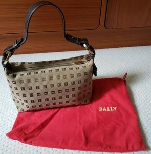 bally canvas