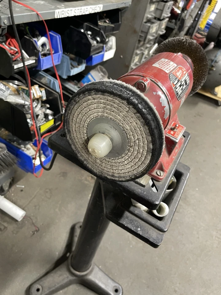 Amoladora Milwaukee 4920 1/3 HP Foto 4 de 4