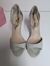 Nina Silver Bliss 3 inch Dress Strappy Sandal Size 7M