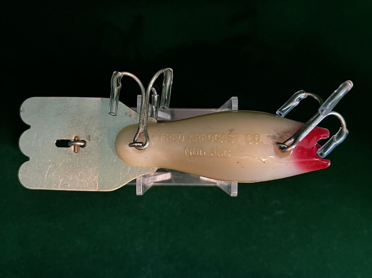 Vintage Fred Arbogast Mudbug Fishing Lure, Golden Shiner, 1 Vintage Fred Arbogast Mudbug Fishing Lure, Golden Shiner, 1