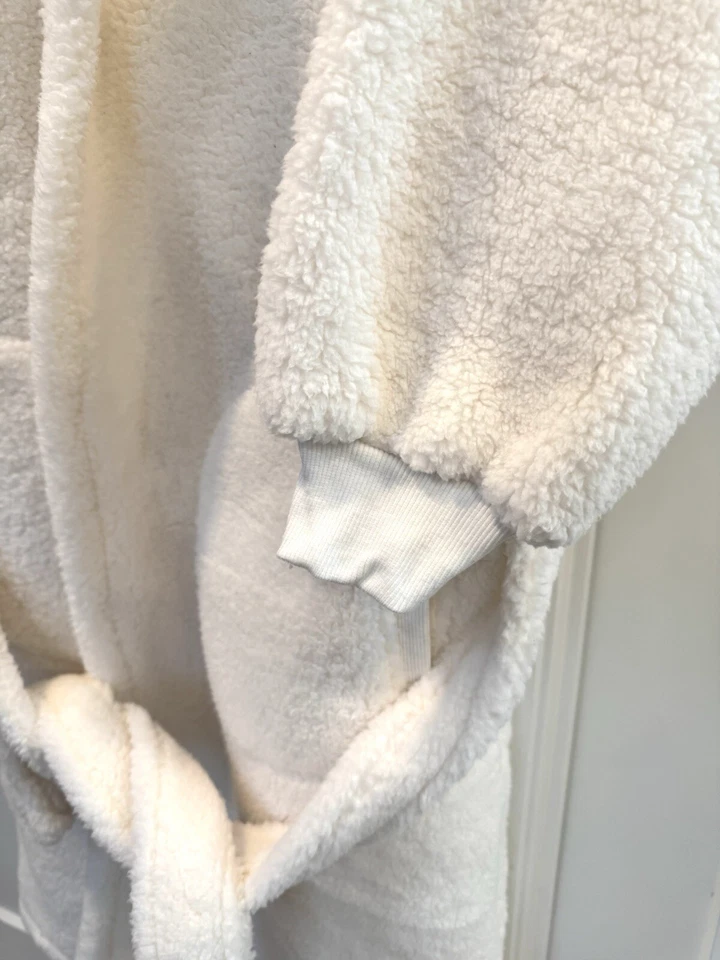 Pottery Barn с капюшоном пушистый халат маленький слоновой кости плюшевый новый открытая коробка - Изображение 3 из 4