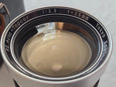 Topcon 25mm f/3.5 RE Auto-Topcor Tokyo Kogaku (S#:936xxxx) w/ Hood