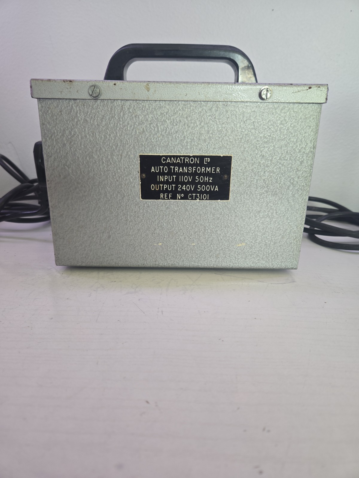 Canatron CT3101 Auto Transformer 110V to 240V Step Up Voltage Converter 500VA