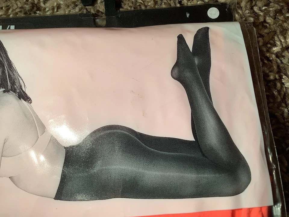 Колготки непрозрачные American Apparel, цвет неоново-красный, размер: M/L - Изображение 4 из 4