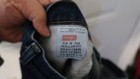 Wrangler Jeans Mens 42x30 Blue  Dark Wash 100% Cotton regular Fit Workwear — photo 3