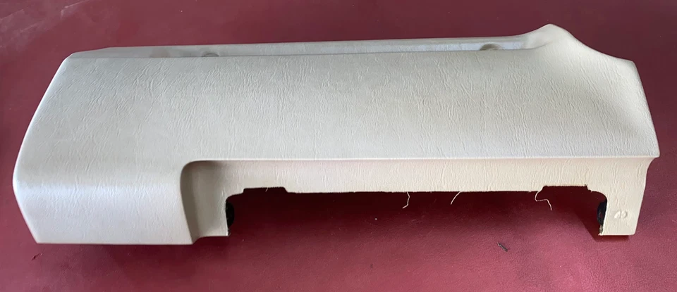 Panel de instrumentos Mercedes-Benz parte inferior derecha - 124-680-02-87-8F33 - para MBZ W124 Foto 3 de 4