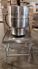 2017 Groen TDB-40 40qt Stainless Tilting Kettle Steam Jacketed Electric 208V 3ph