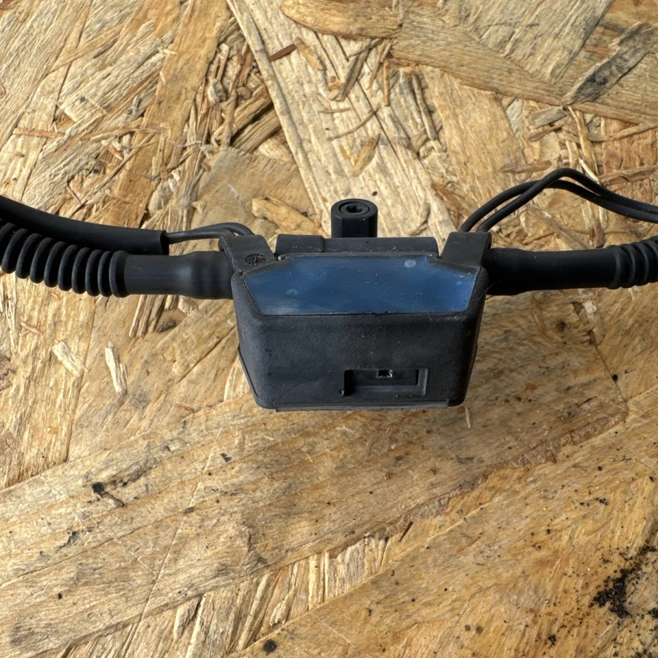 Windscreen Washer System BMW X5 E70 X6 E71 Nozzle Chain 7275172 2007-2013 - Image 2 of 4