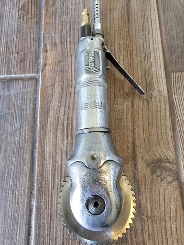 Jarvis Pneumatic Dehider EFA 300 Model 8180 Animal Bone Saw with Blade