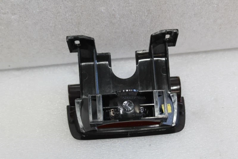 1994 PLYMOUTH ACCLAIM THIRD BRAKE LIGHT TAIL LAMP 4399606 - Image 2 of 4