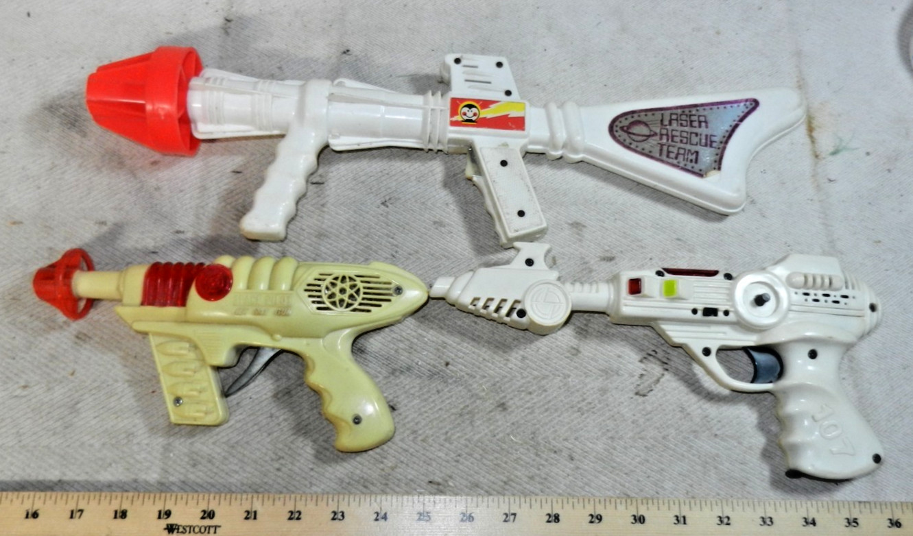 Tim-Mee Toys Laser Rescue Team + 107 and Space Pilot Ray Gun toys (C)