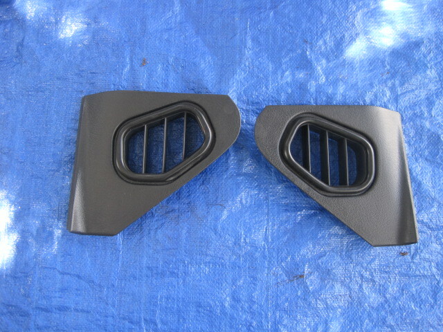 iwasan42　0329 1990-1996 NISSAN 300ZX 11s right and left dash end caps with vents