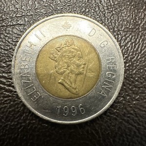 Rare Canadian collection Two(2) Coin Set 1996 2 Dollar Coin Polar Bear + 2012 $2
