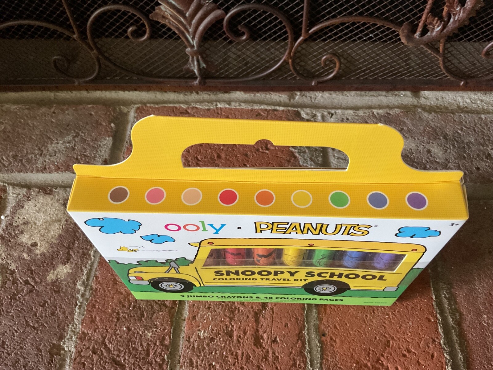 New Sealed Ooly X Peanuts Snoopy School Coloring Travel Kit Crayons & Color Book