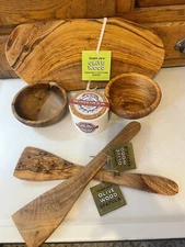 Trader Joe's Olive Wood Charcuterie Gift Set Of 5 Plus Portuguese Sea Salt