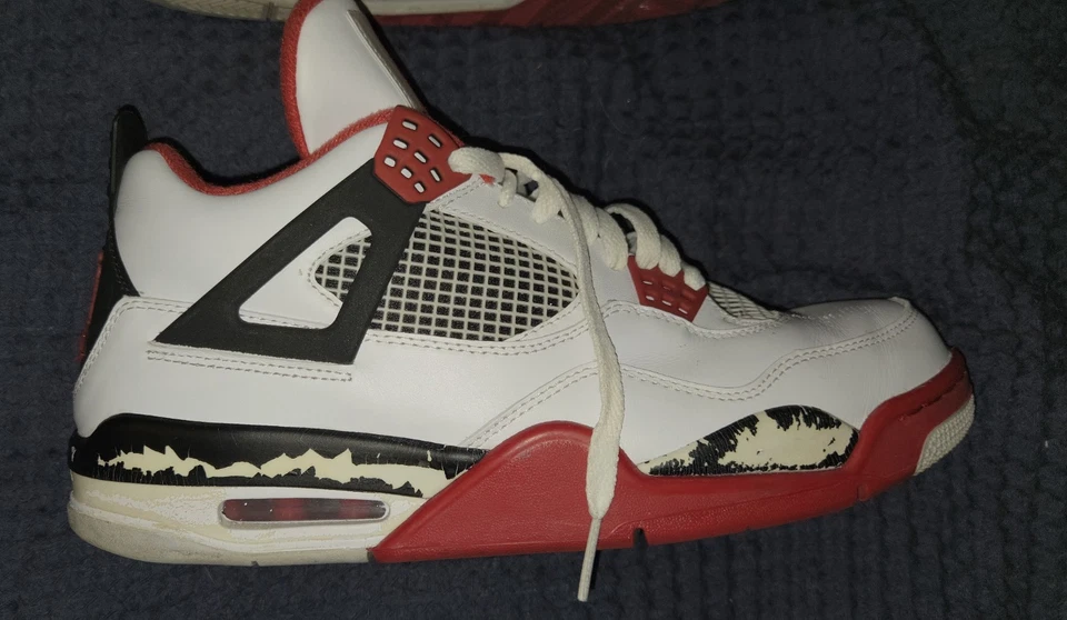 Jordan 4 Retro 'Fire Red 2012' - 30497-110 - Talla M 10.5 Foto 4 de 4
