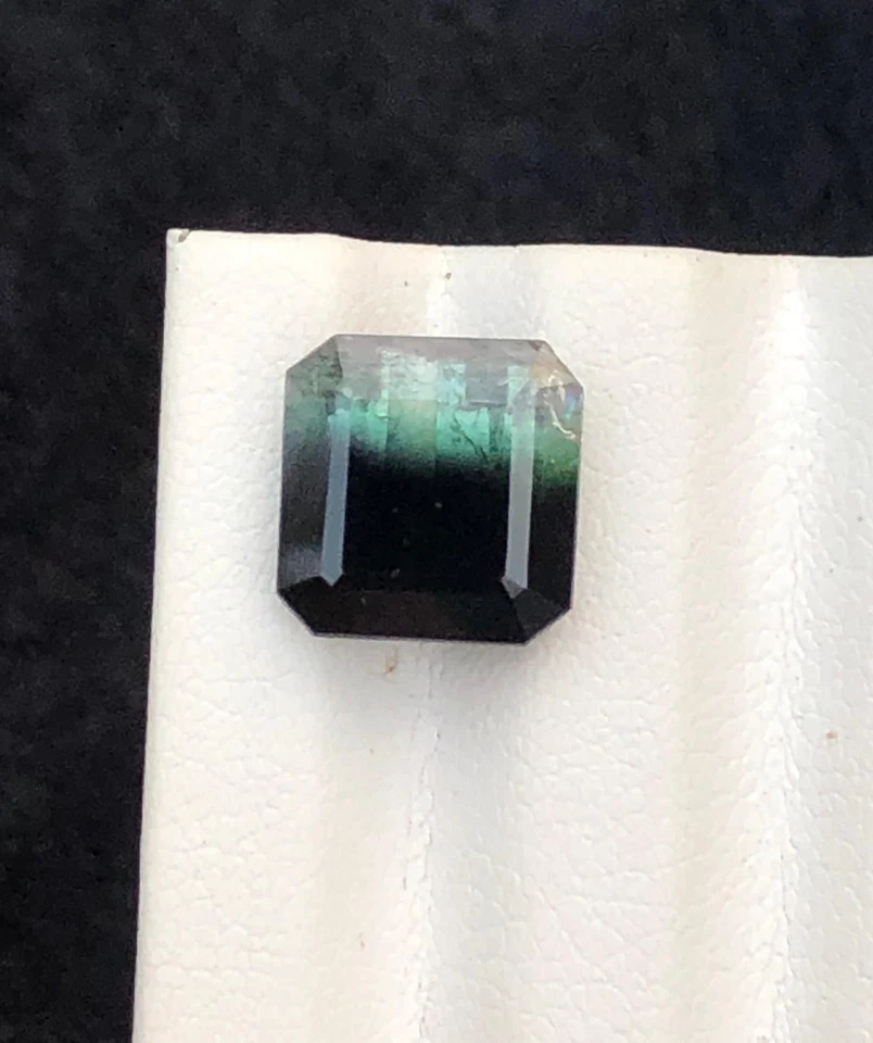 4.50ct Amazing natural   Bi Color Tourmaline Loose Gemstone - Image 4 of 4