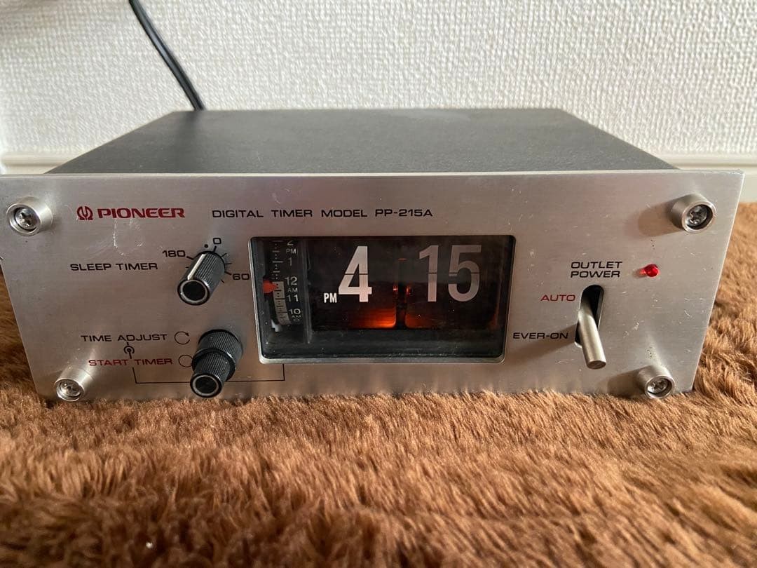 パイオニア　デジタルタイマー　PP-215A Pioneer PP-215A Digital timer model Alarm Flip Clock Audio