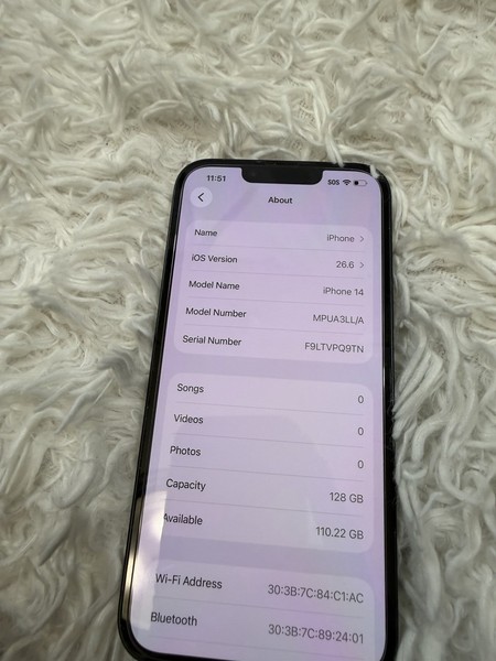 Apple iPhone 14 128GB Medianoche Desbloqueado Salud de batería 88% Buen estado 5