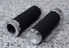 Kawasaki KZ 125 200 400 440 550 650 750 900 1000 1100 LTD CHROME FOAM GRIPS