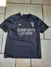 Benfica football shirt boys medium 11-12
