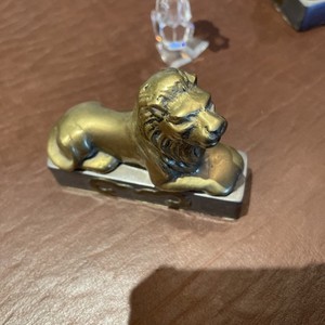lion figurine vintage