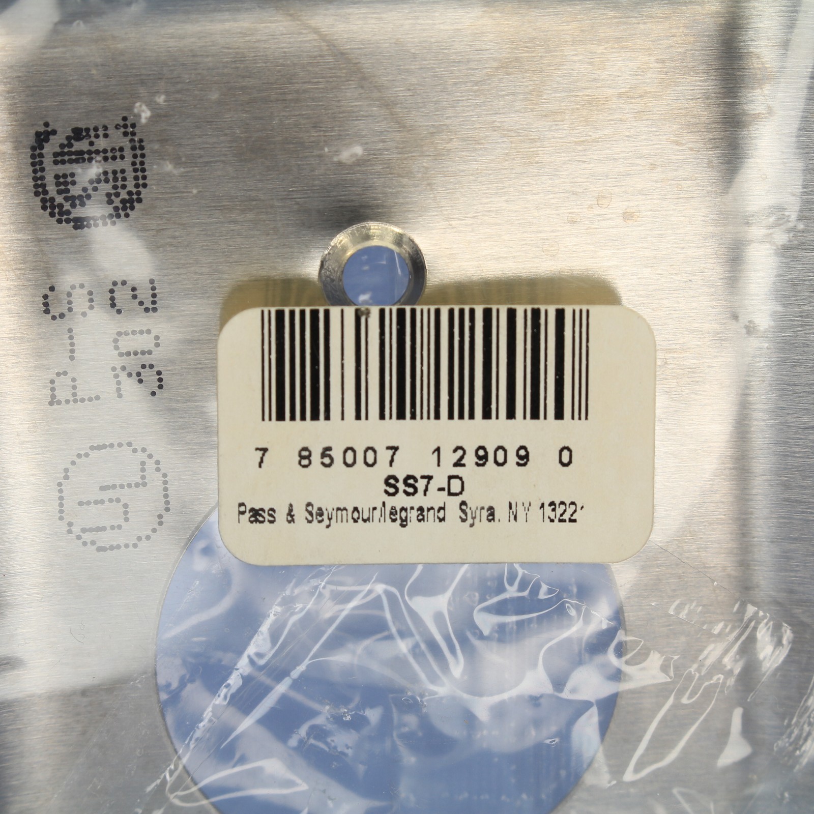 P&S NON-MAGNETIC Type 302 Stainless Steel 1-Gang 1.406" Receptacle Wallplate SS7