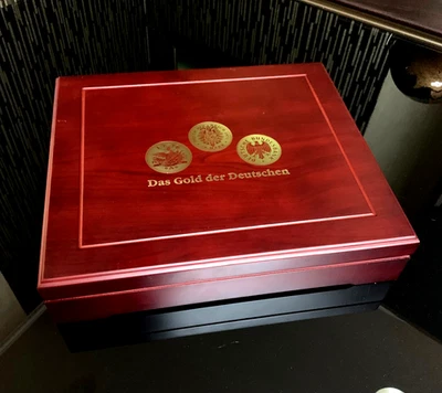 Das Gold der Deutschen ⋆ Leere Holz-Münzschatulle ⋆ 2 Tableaus für 12 Goldmünzen - Bild 1 von 4