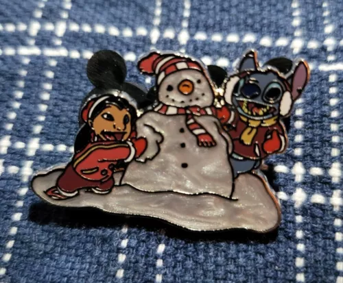 Disney Parks 2022 Holiday Christmas Mystery Box Pin LILO & STITCH