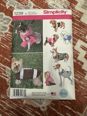 Simplicity Dog Clothes Pattern 1239 Opened And As Is. Unsure If It s All There