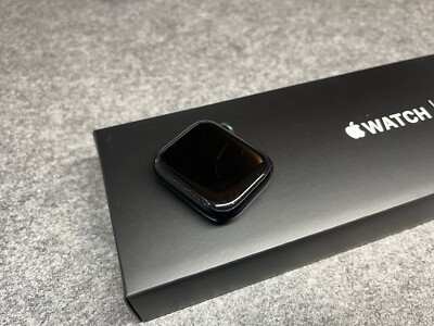 Apple Watch Nike Series 7 41mm Mitternacht Aluminiumgehäuse (GPS)