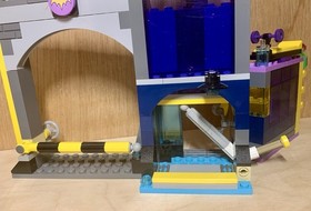 Lego 41237 Batgirl Secret Bunker (1 Minifigure) & Batmobile 76119 (incomplete)