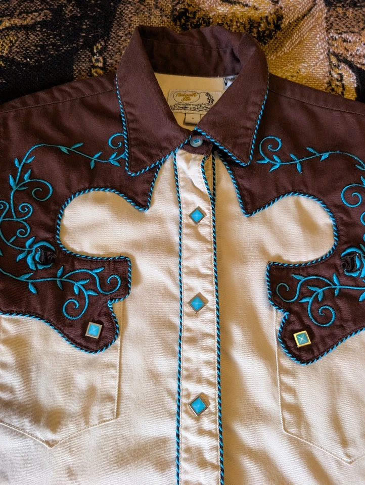 Camisa Occidental Ajustada Panhandle Para Mujer Pequeña Rodeo Turquesa Perla Presión Detallada Foto 2 de 4